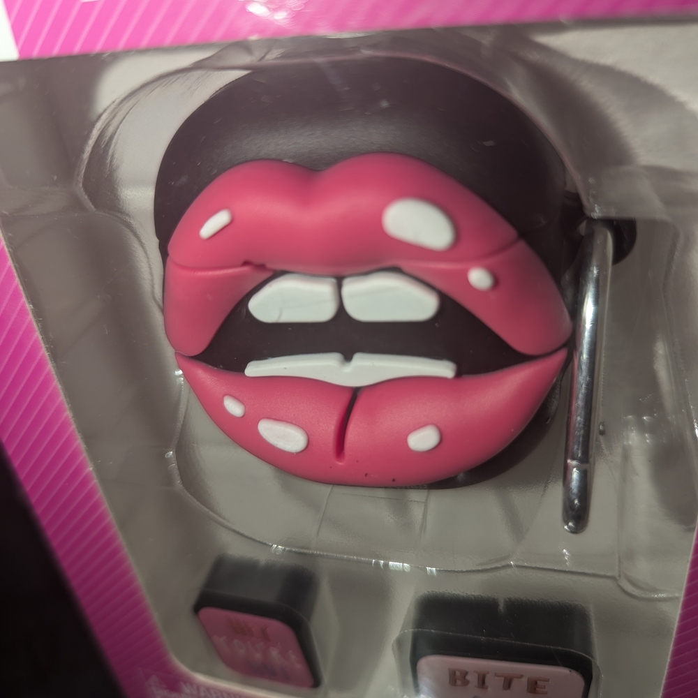 Pink and Black Lip-Shaped air pod case